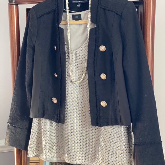 Banana Republic Tops - 🎇 BR Silver/gray sequin top 🎇